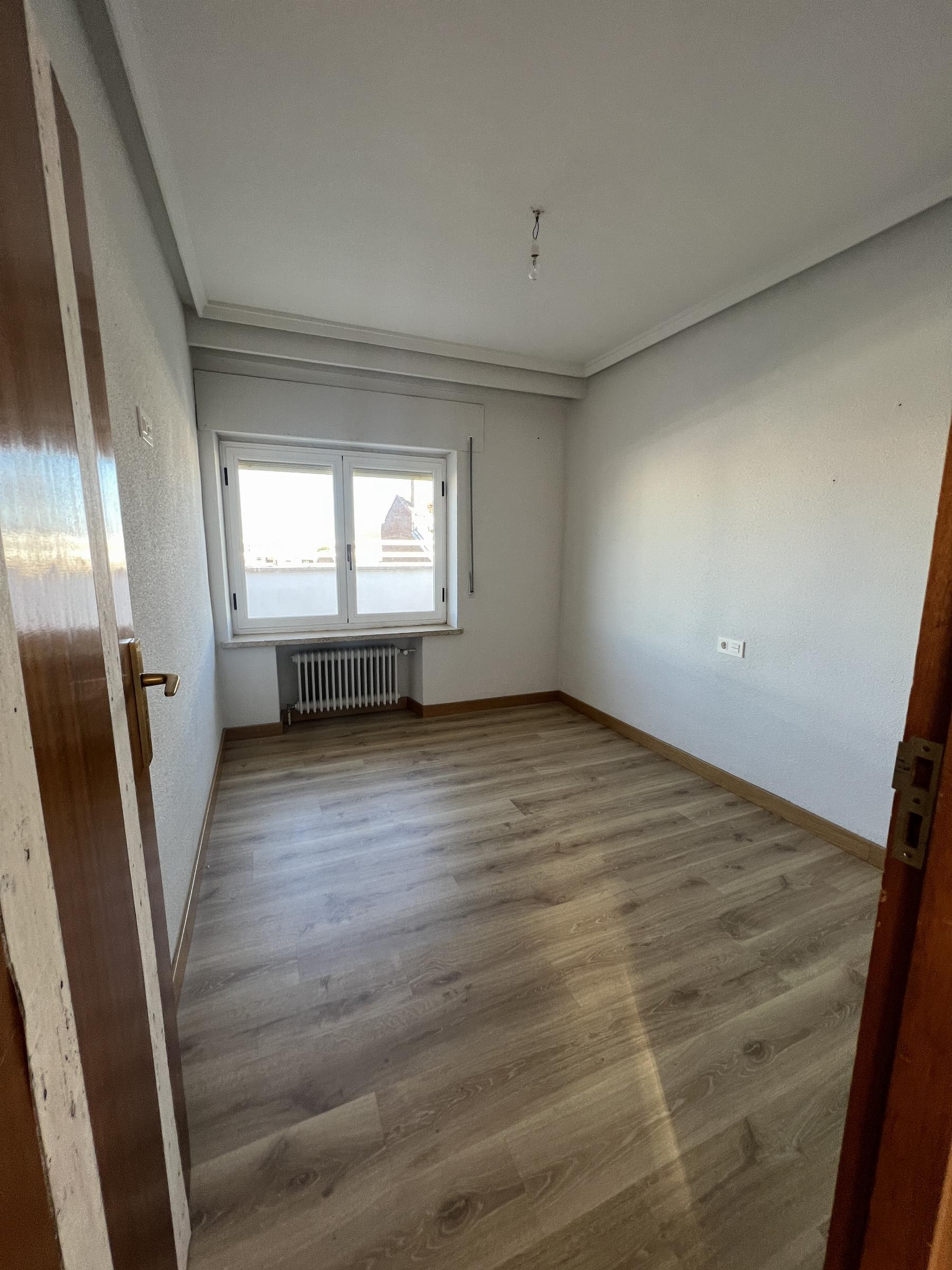 For sale of penthouse in Salamanca