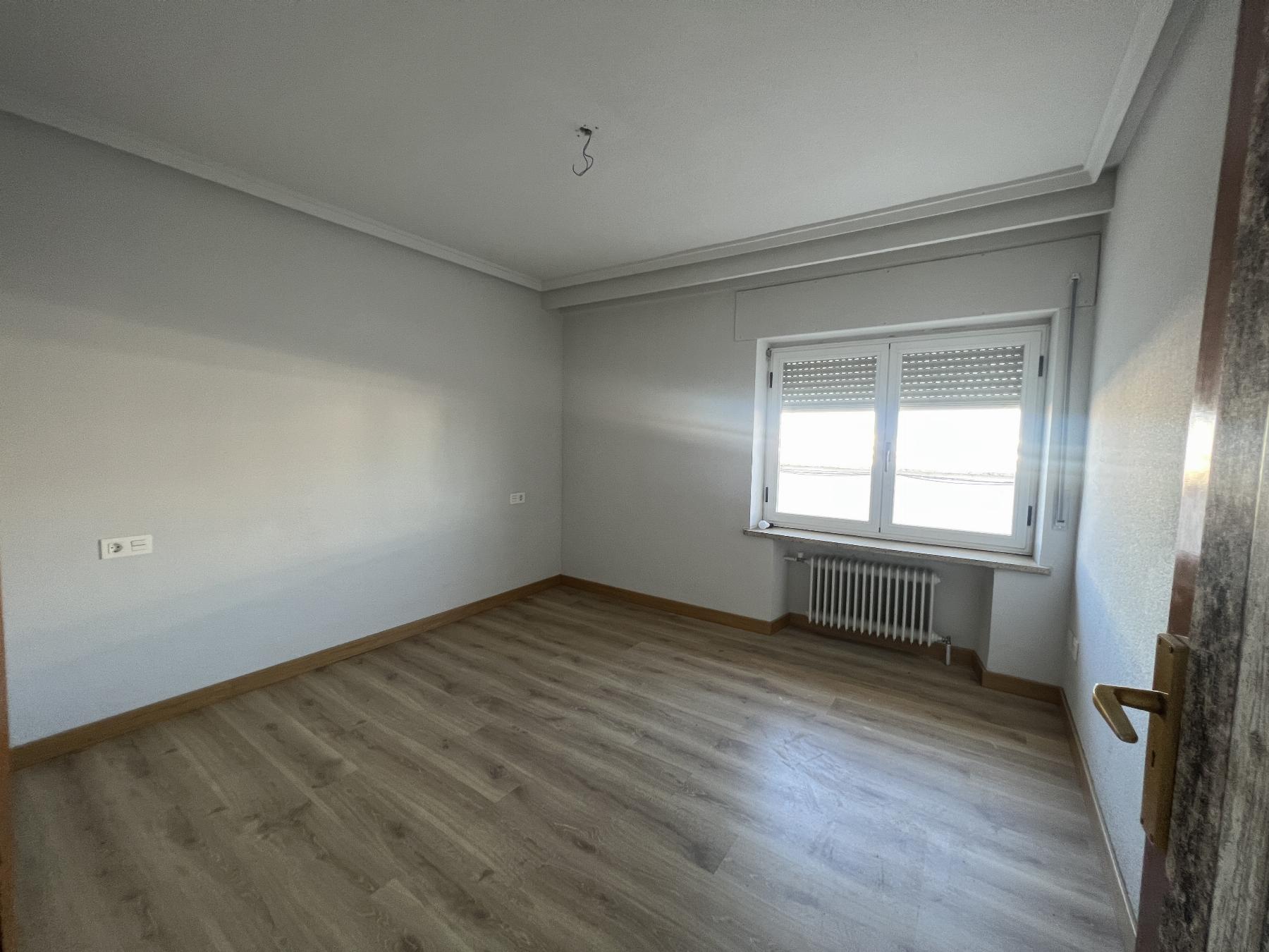 For sale of penthouse in Salamanca