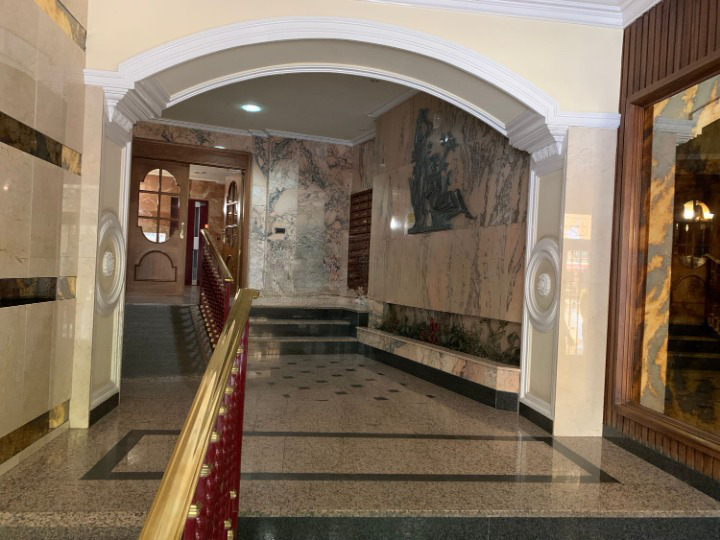 For sale of penthouse in Salamanca