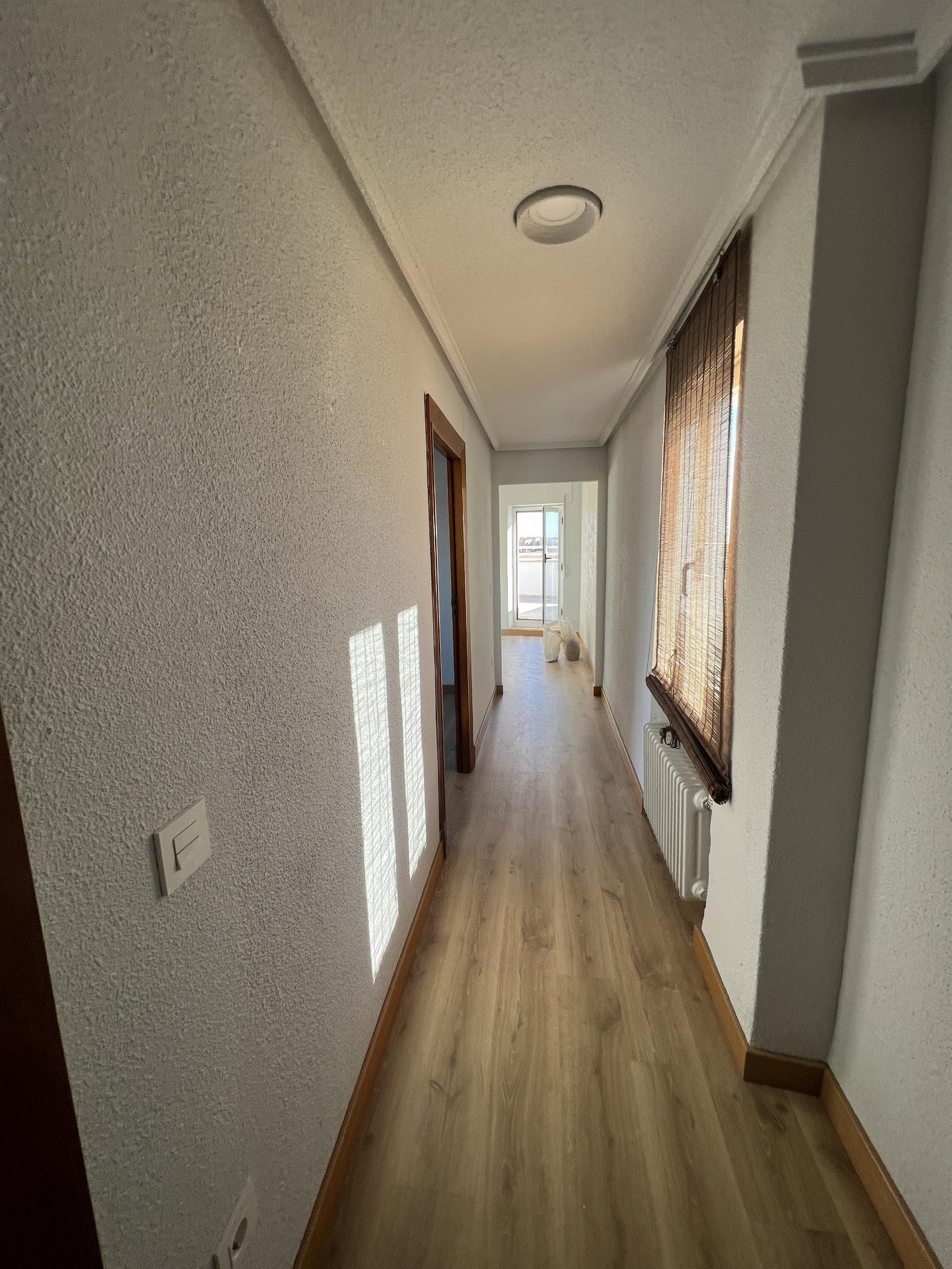 For sale of penthouse in Salamanca