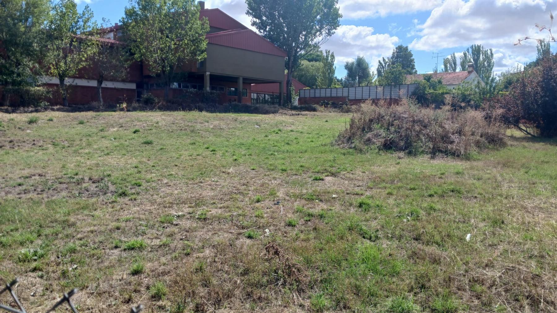 For sale of land in Santa Marta de Tormes