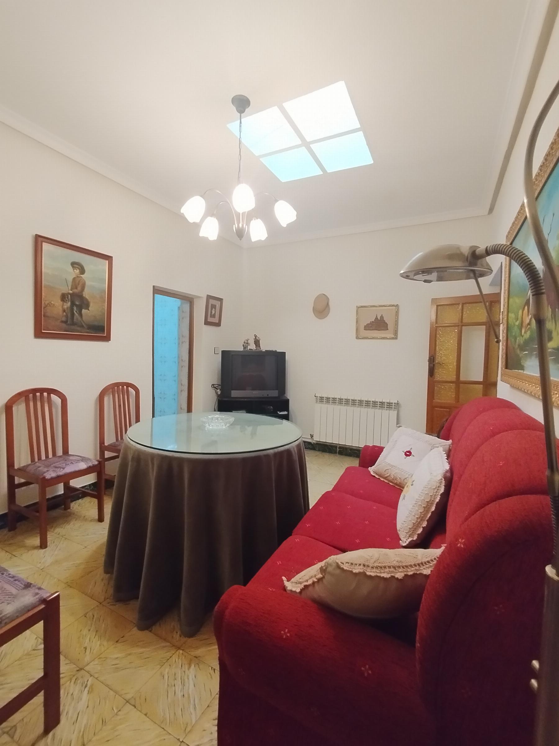Venta de casa en Alba de Tormes