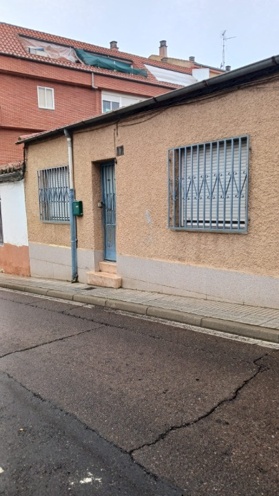 For sale of house in Salamanca