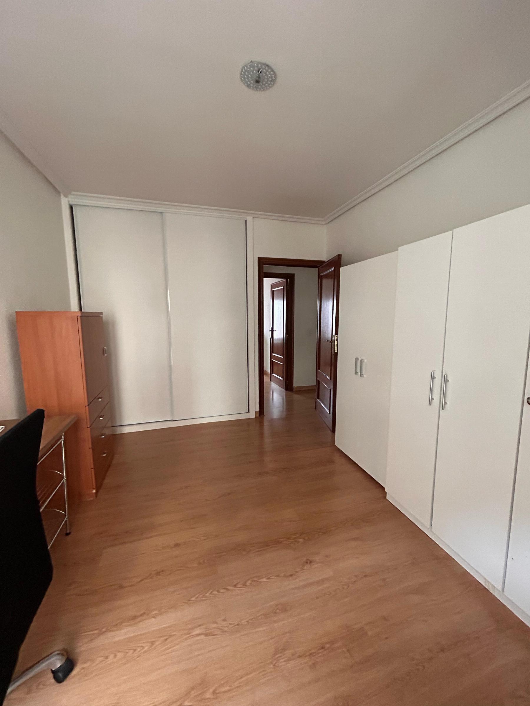 For sale of flat in Salamanca