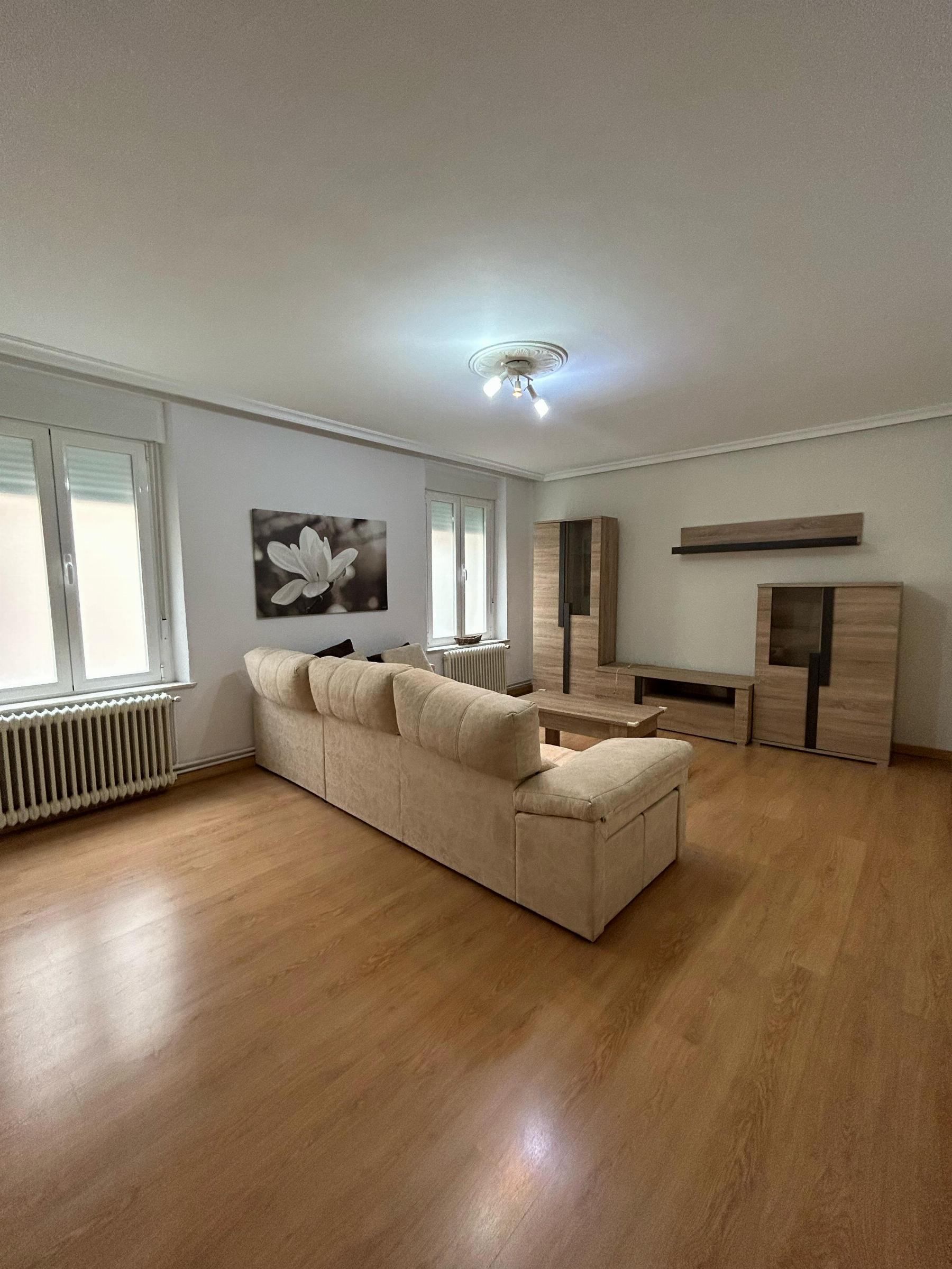 For sale of flat in Salamanca