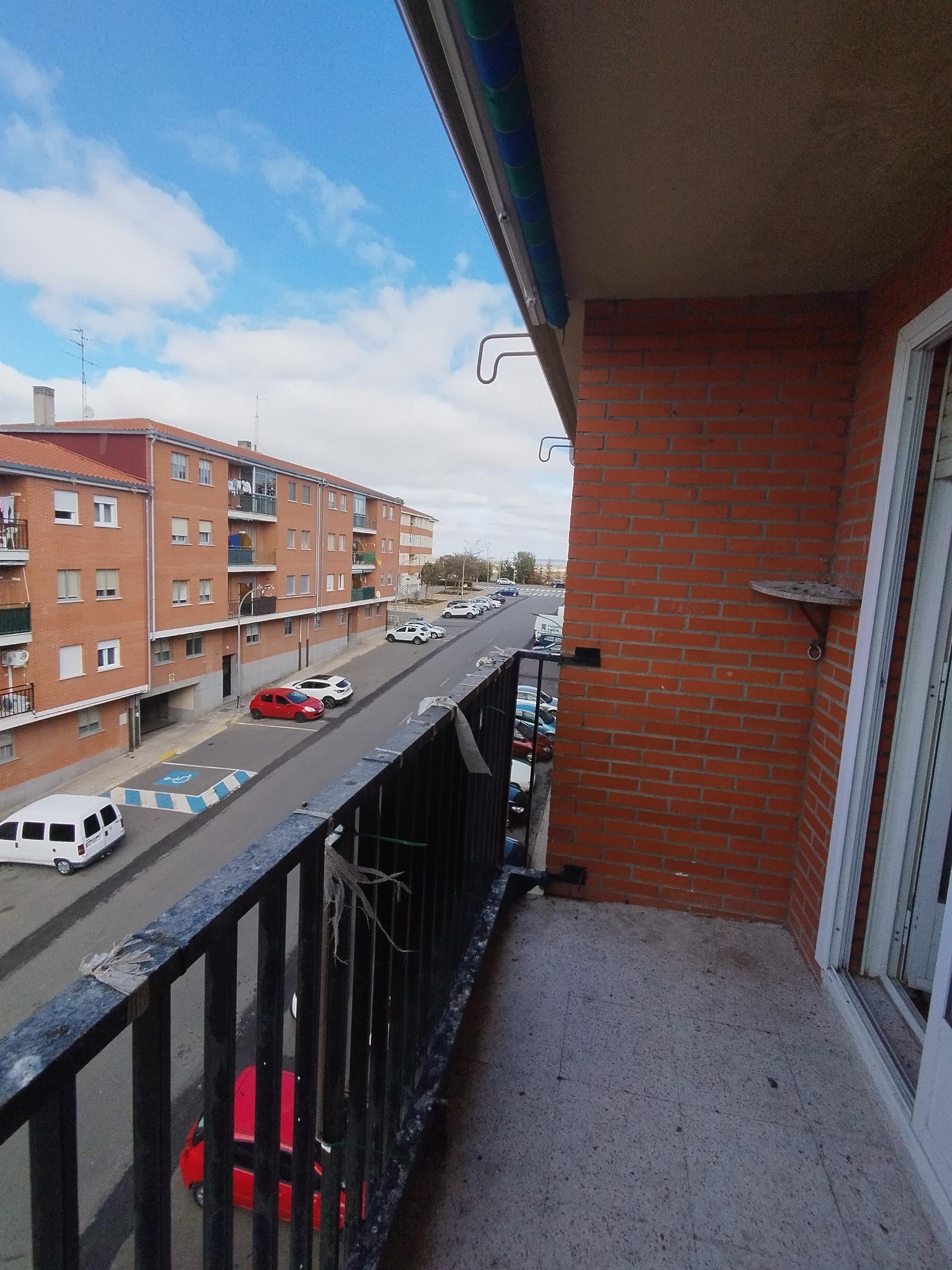 For sale of flat in El Encinar