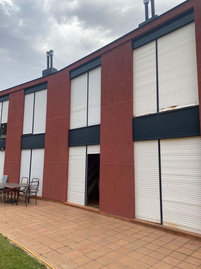 For rent of duplex in Zarapicos
