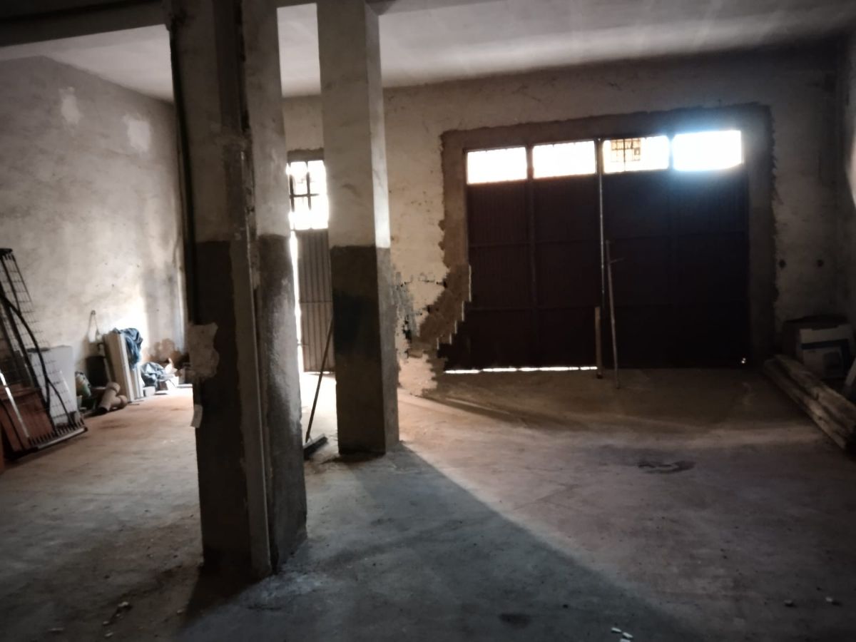 Venta de local comercial en Salamanca