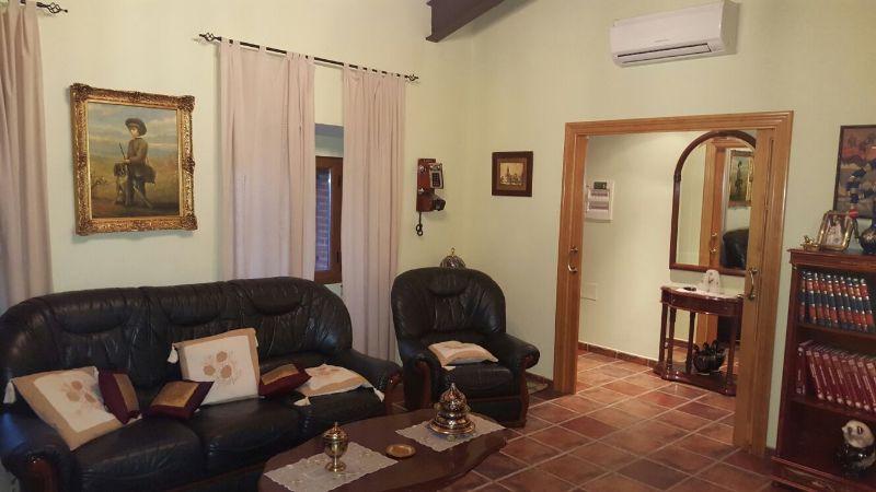For sale of house in San Pedro de Rozados