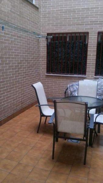 For sale of flat in Villamayor