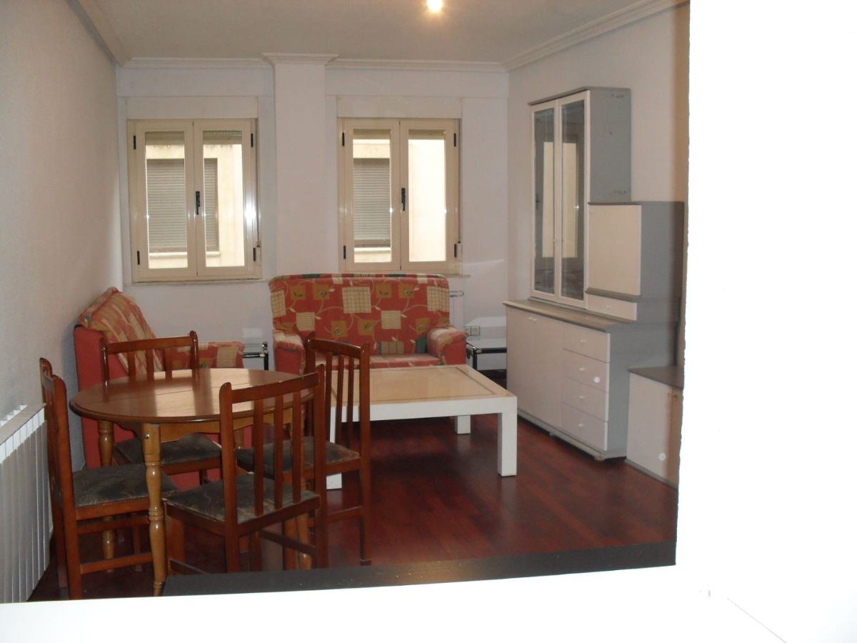 For rent of flat in Salamanca