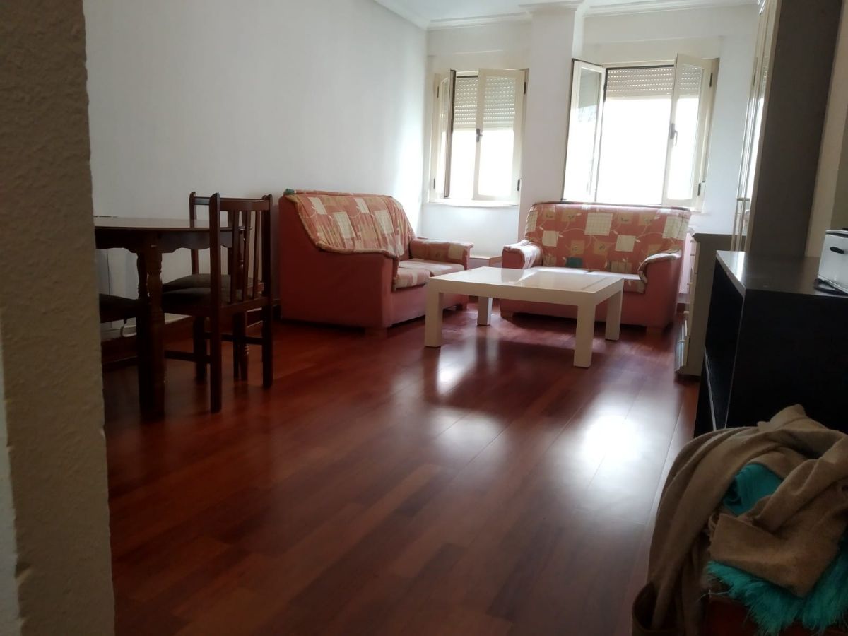 For rent of flat in Salamanca