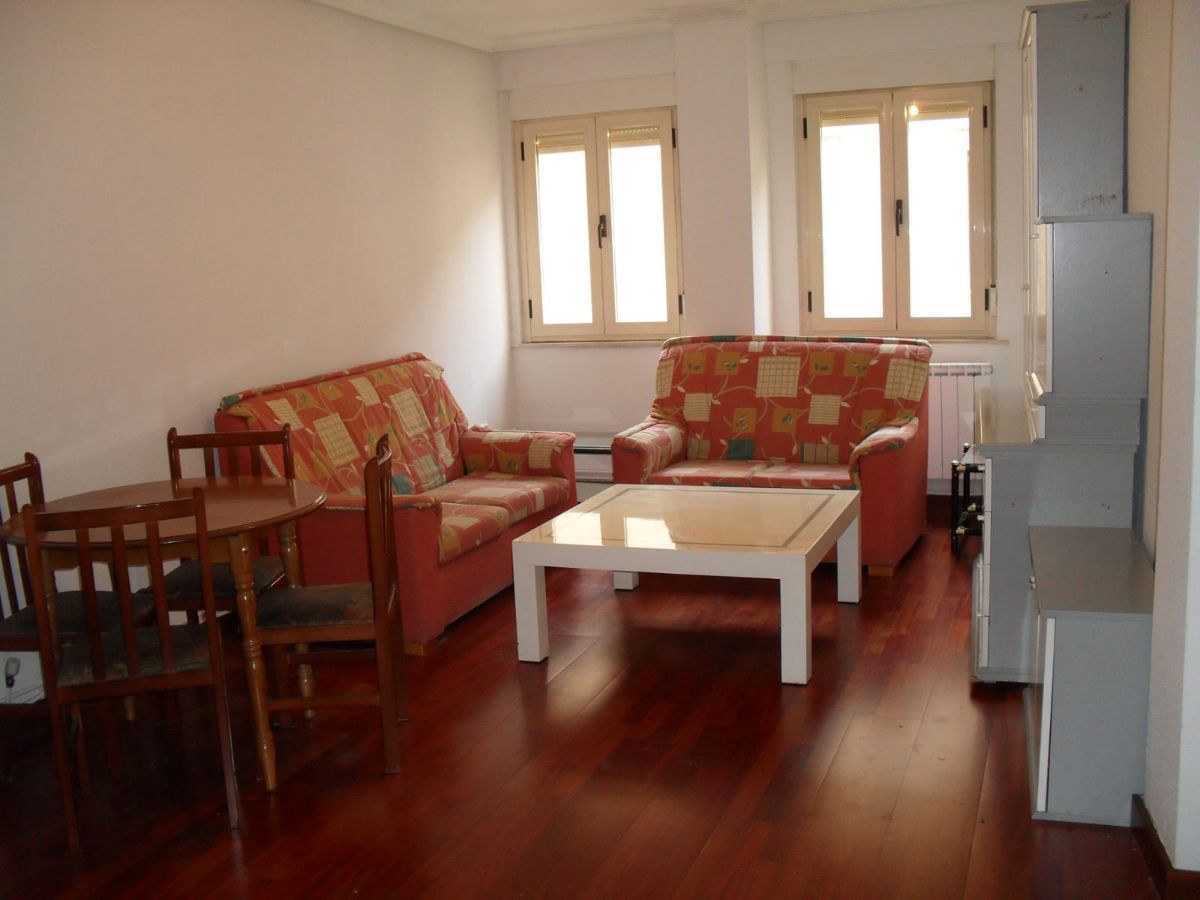 For rent of flat in Salamanca