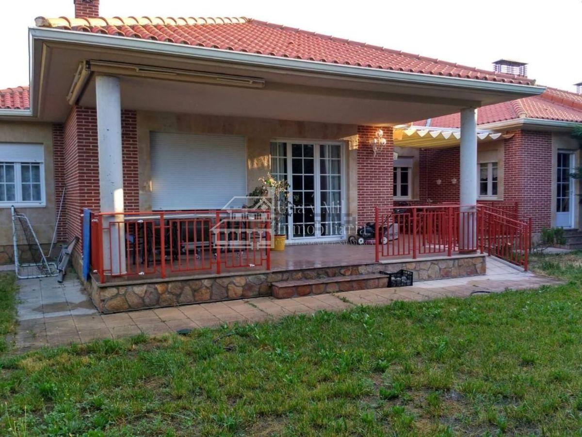 Venta de chalet en Villamayor