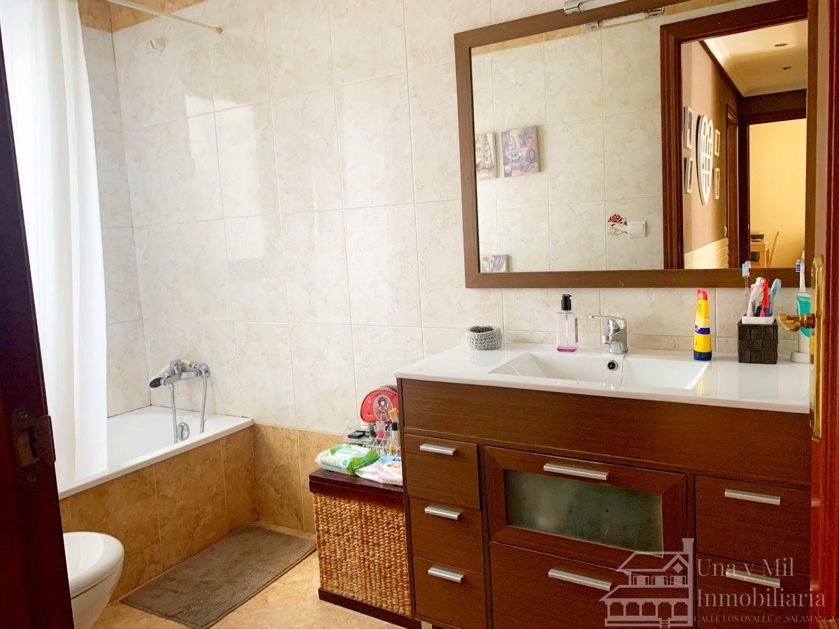 بيع من أرضية في Salamanca