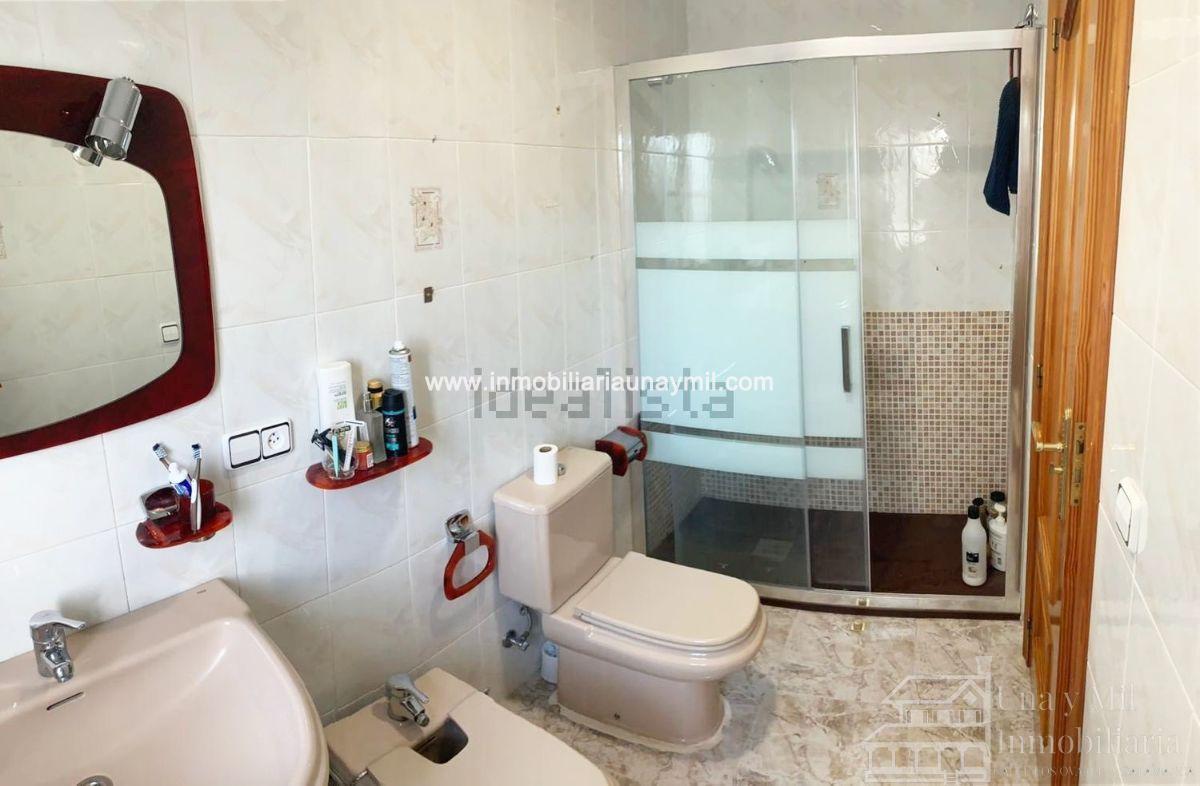 Til salg fra chalet i Villarmayor