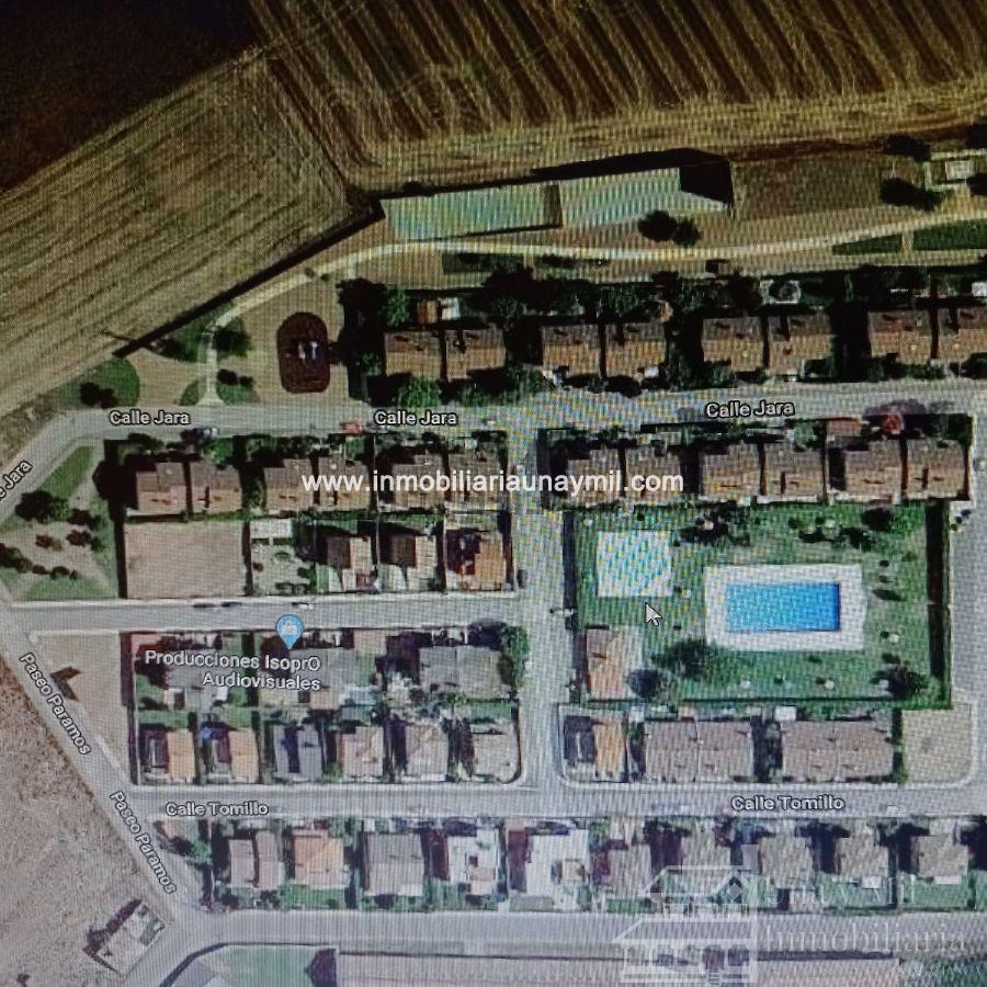 Til salg fra chalet i Villarmayor