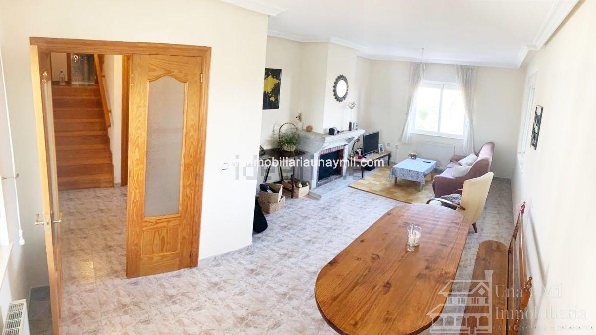 Til salg fra chalet i Villarmayor