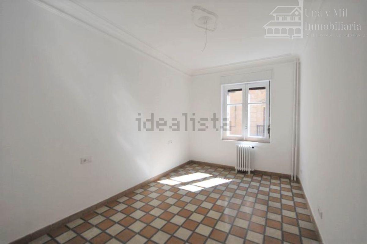 For rent of flat in Salamanca
