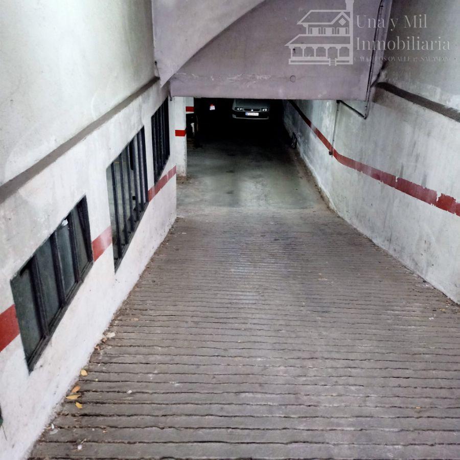 For sale of garage in Salamanca