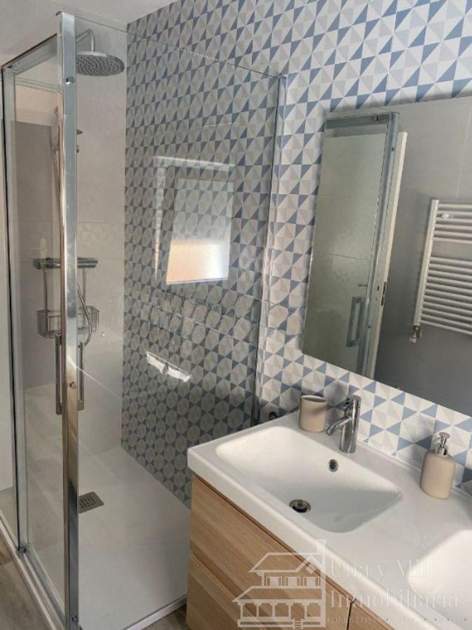 تأجير من أرضية في Salamanca