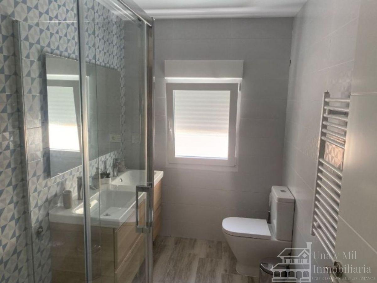 تأجير من أرضية في Salamanca