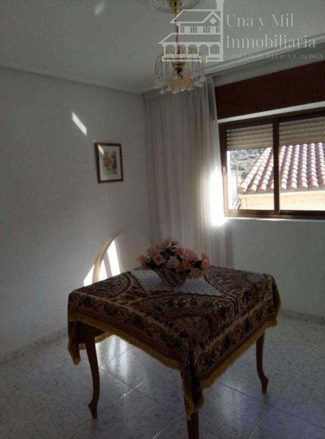 For sale of house in Fuentes de Oñoro