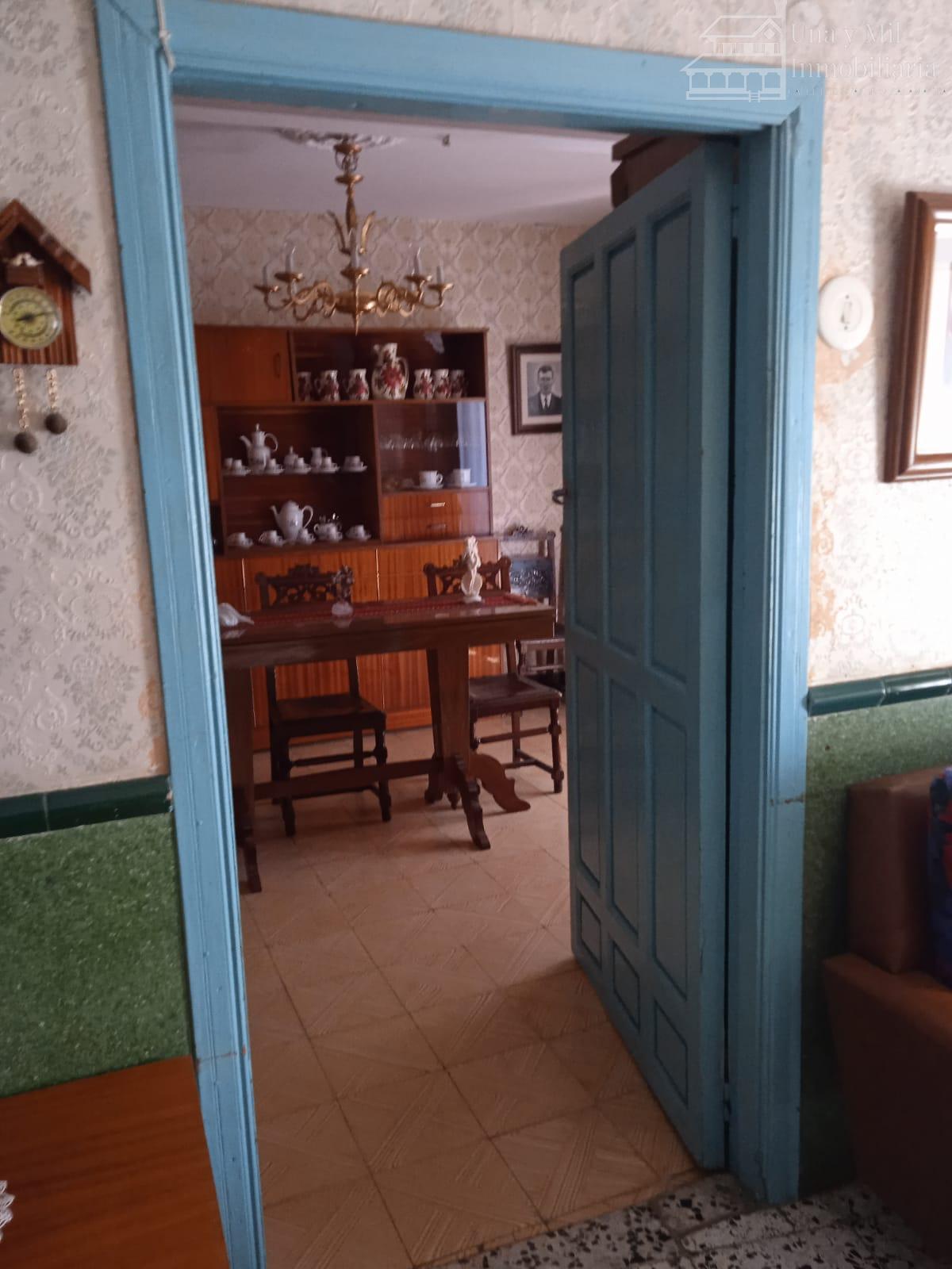 For sale of house in Martínez