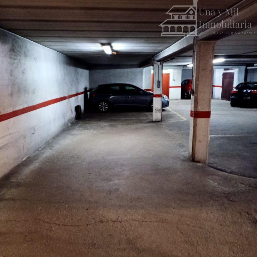 For sale of garage in Salamanca