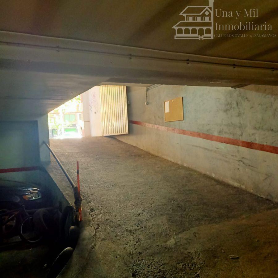 For sale of garage in Salamanca