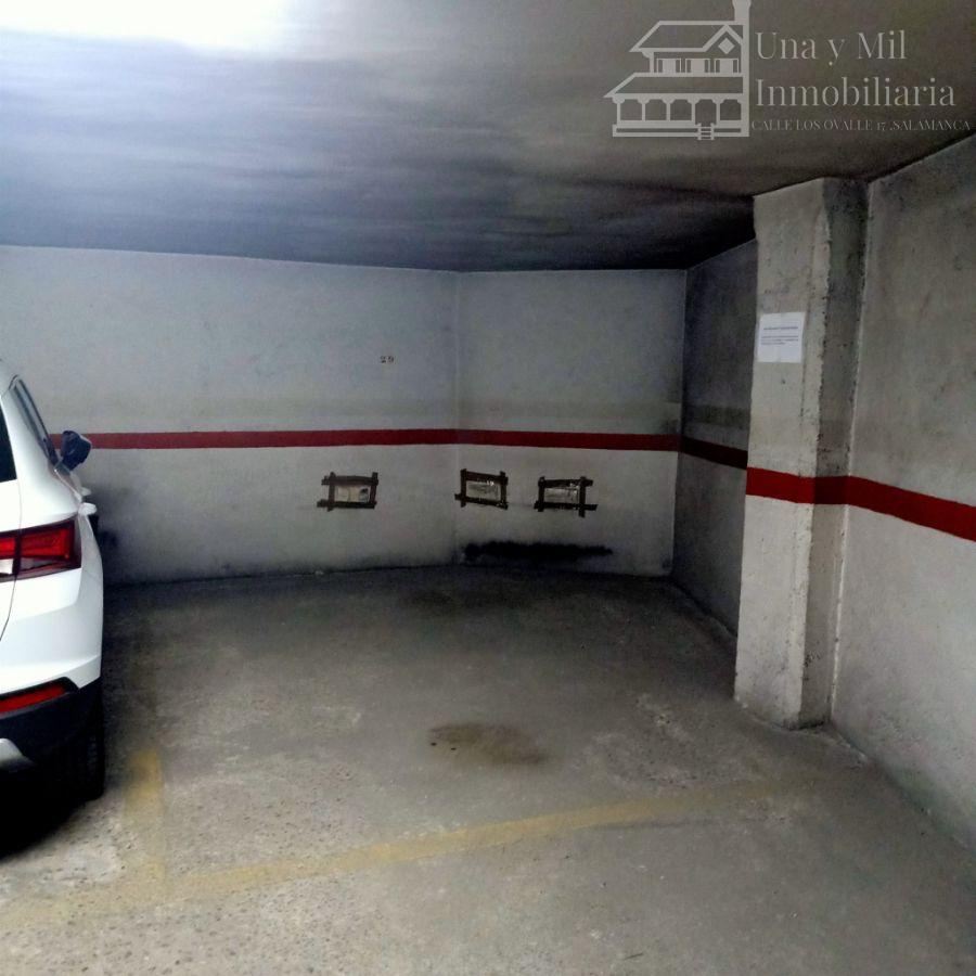 For sale of garage in Salamanca