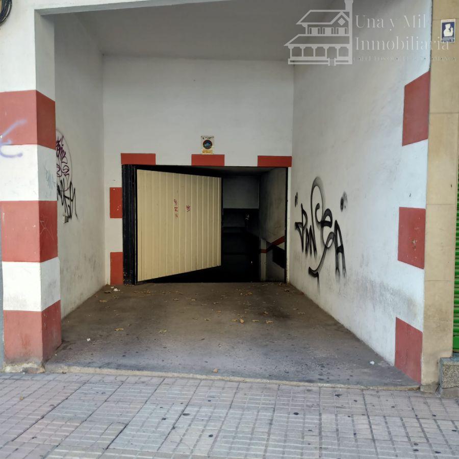 For sale of garage in Salamanca