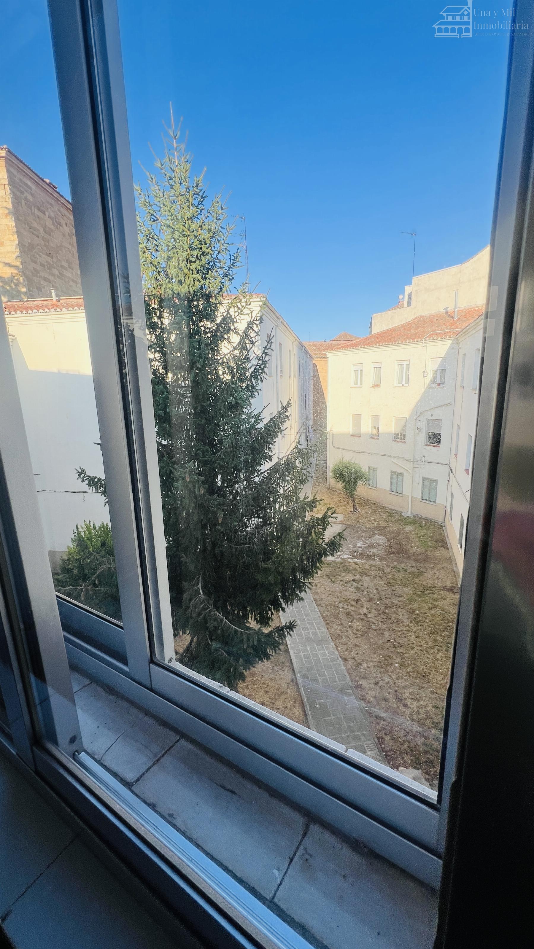 For rent of flat in Salamanca