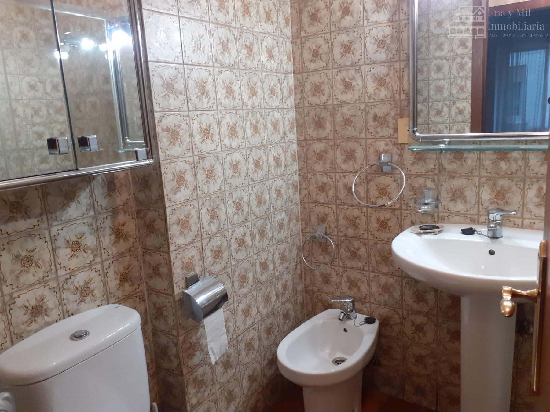 For sale of flat in Salamanca