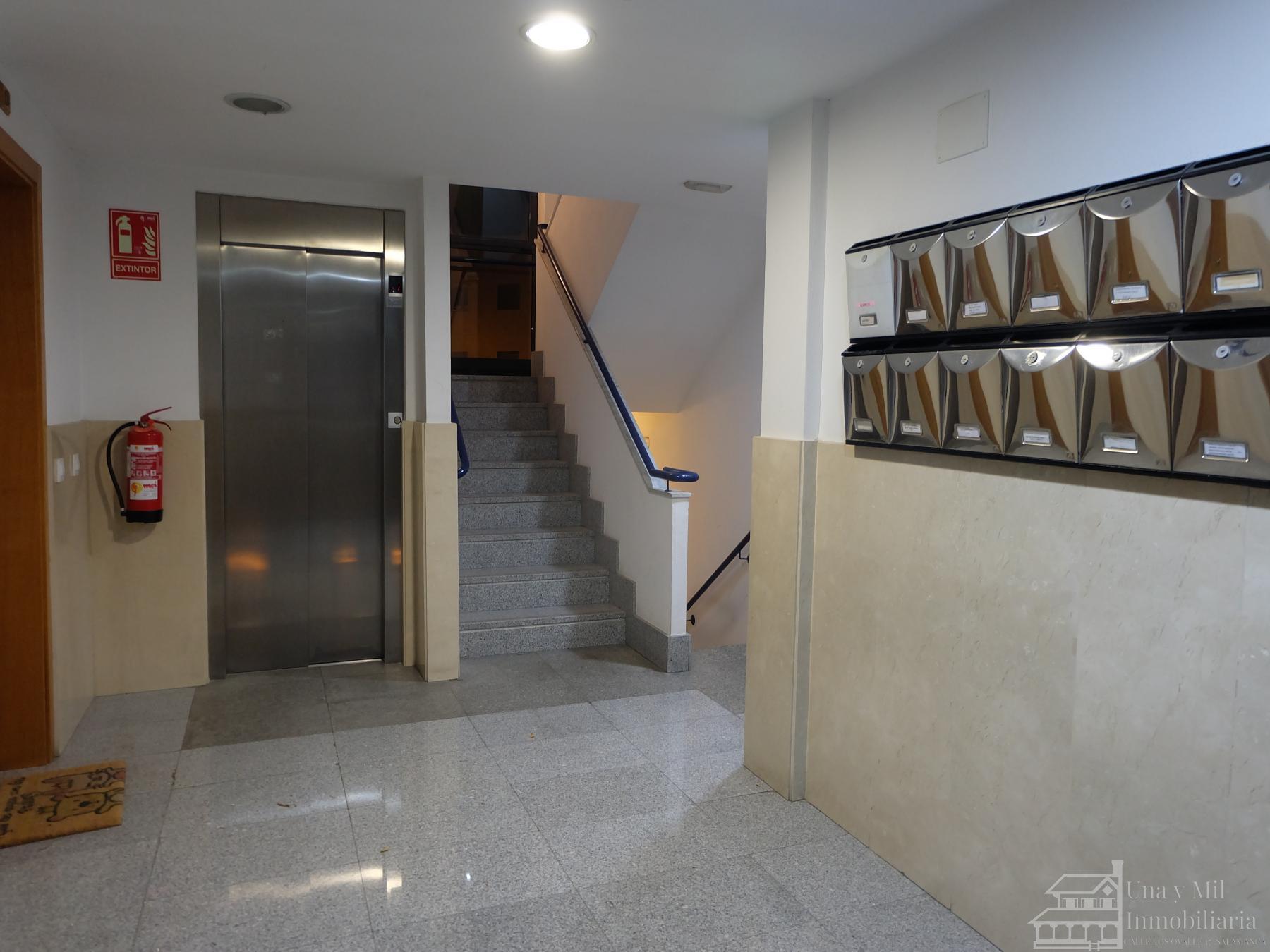 For sale of flat in Salamanca