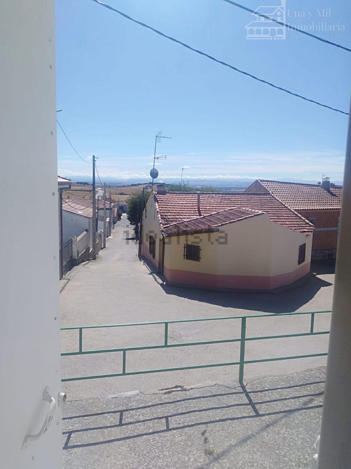 Venta de casa en Pedrosillo de los Aires