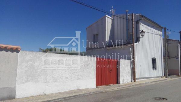 Venta de casa en Pedrosillo de los Aires