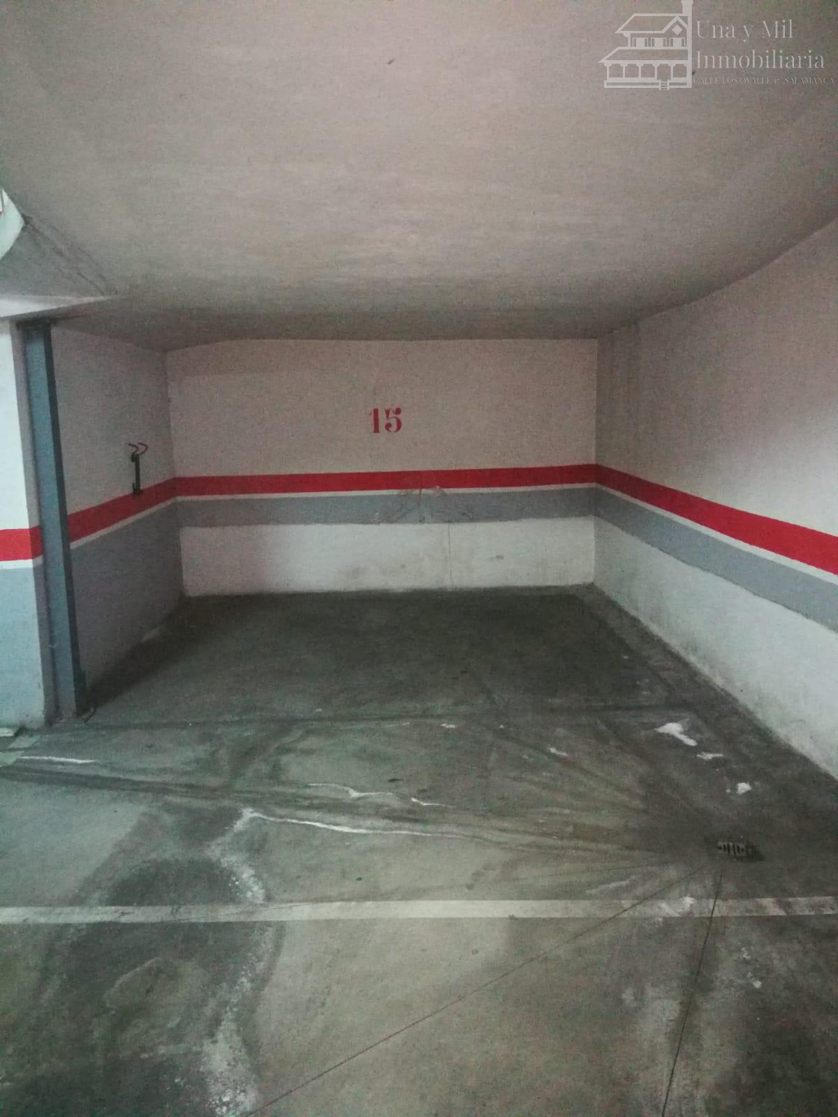 For sale of flat in Villares de la Reina