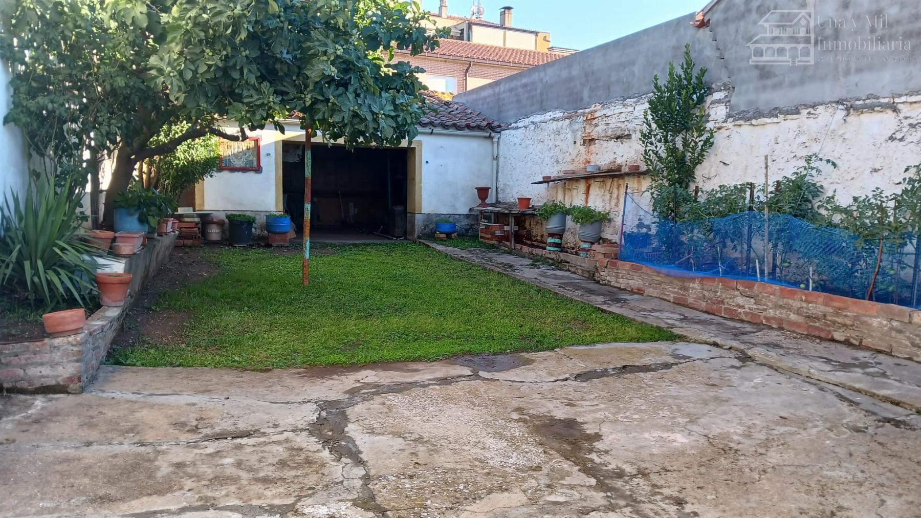 Casa en venta en TEJARES - LASALLE, Salamanca