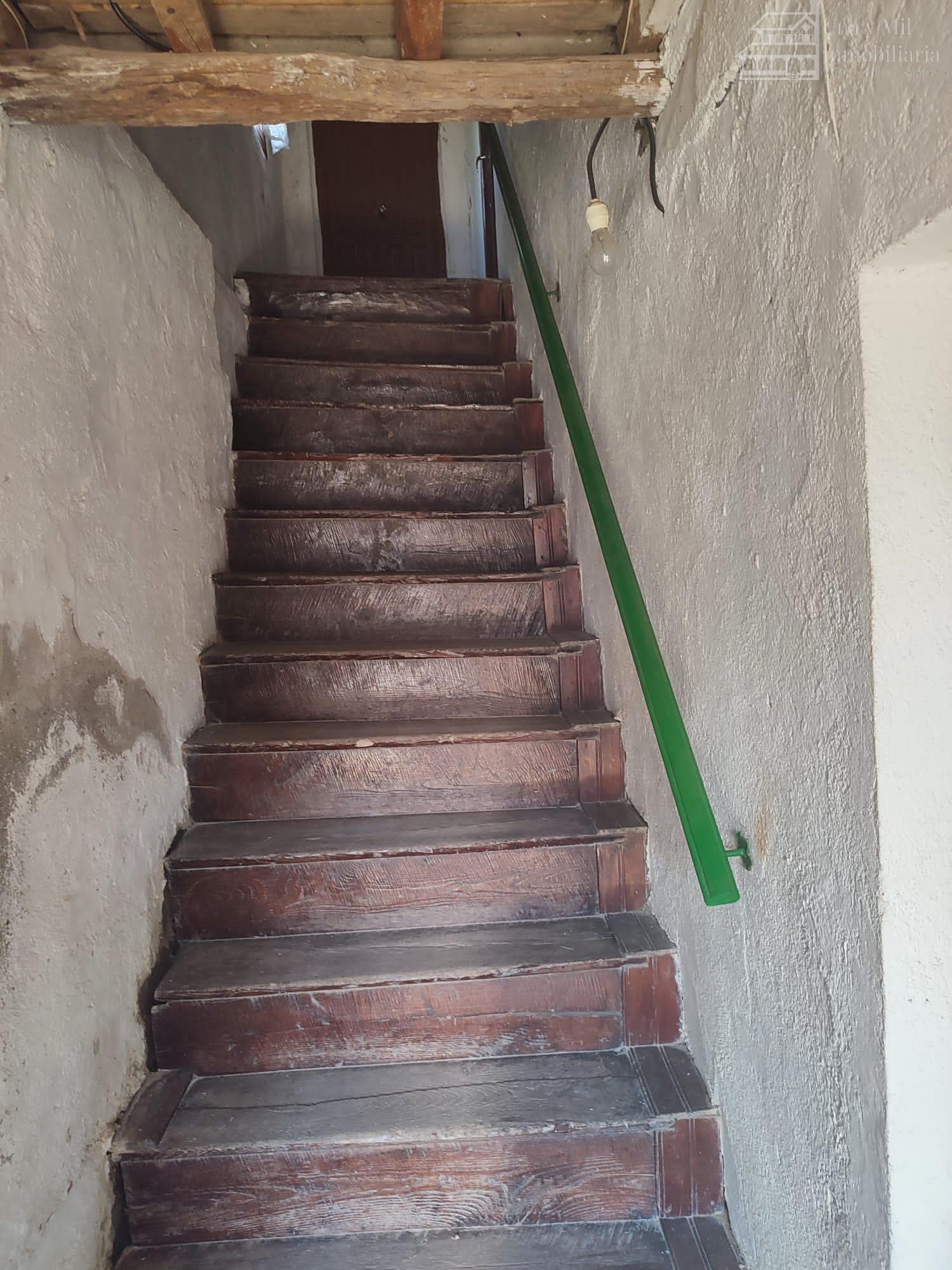 For sale of house in Sotoserrano
