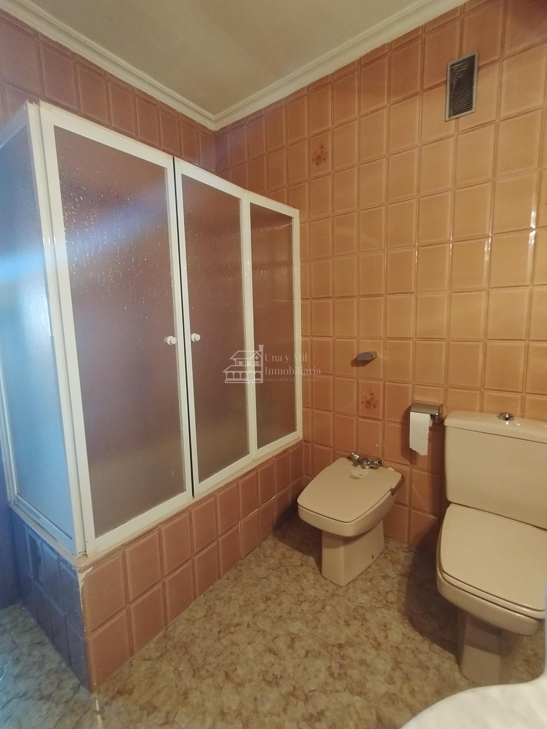 For sale of flat in Salamanca