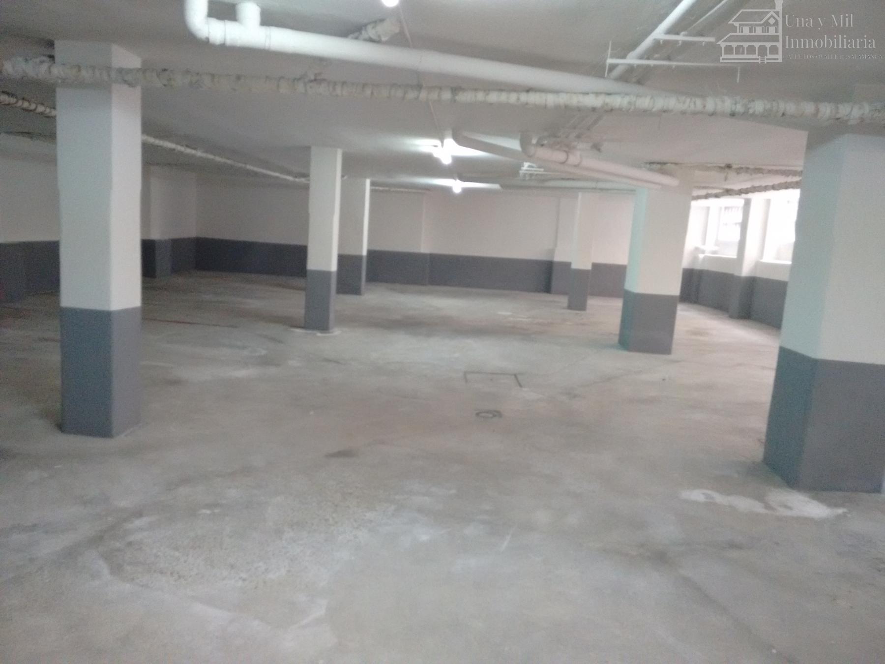 For sale of commercial in Salamanca