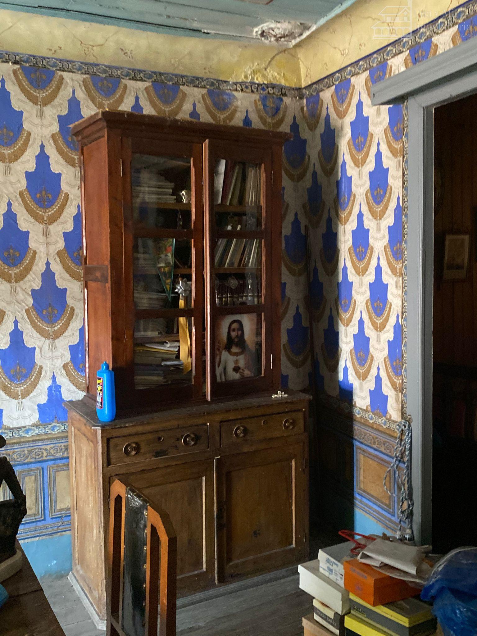 For sale of house in La Maya