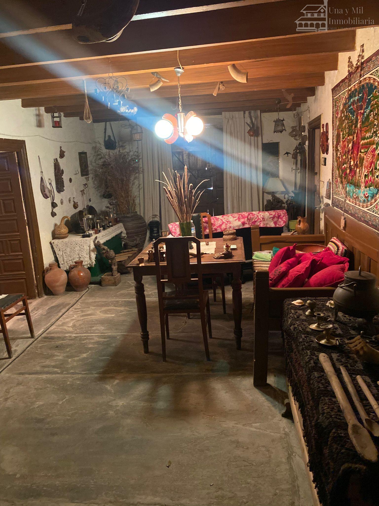 For sale of house in La Maya
