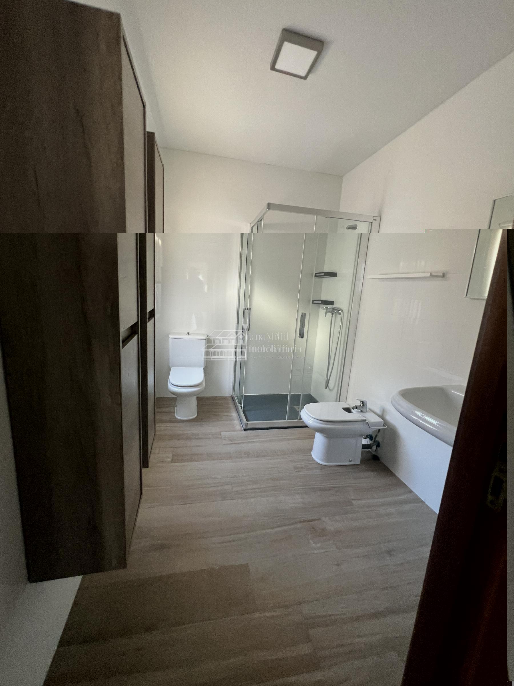 For sale of penthouse in Salamanca