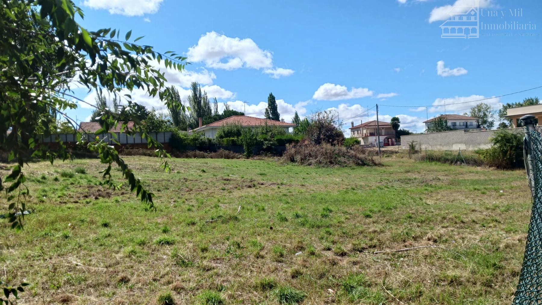 For sale of land in Santa Marta de Tormes