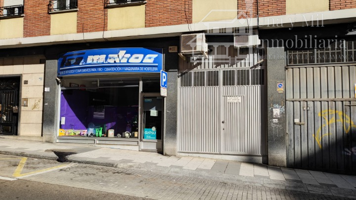 Venta de local comercial en Salamanca