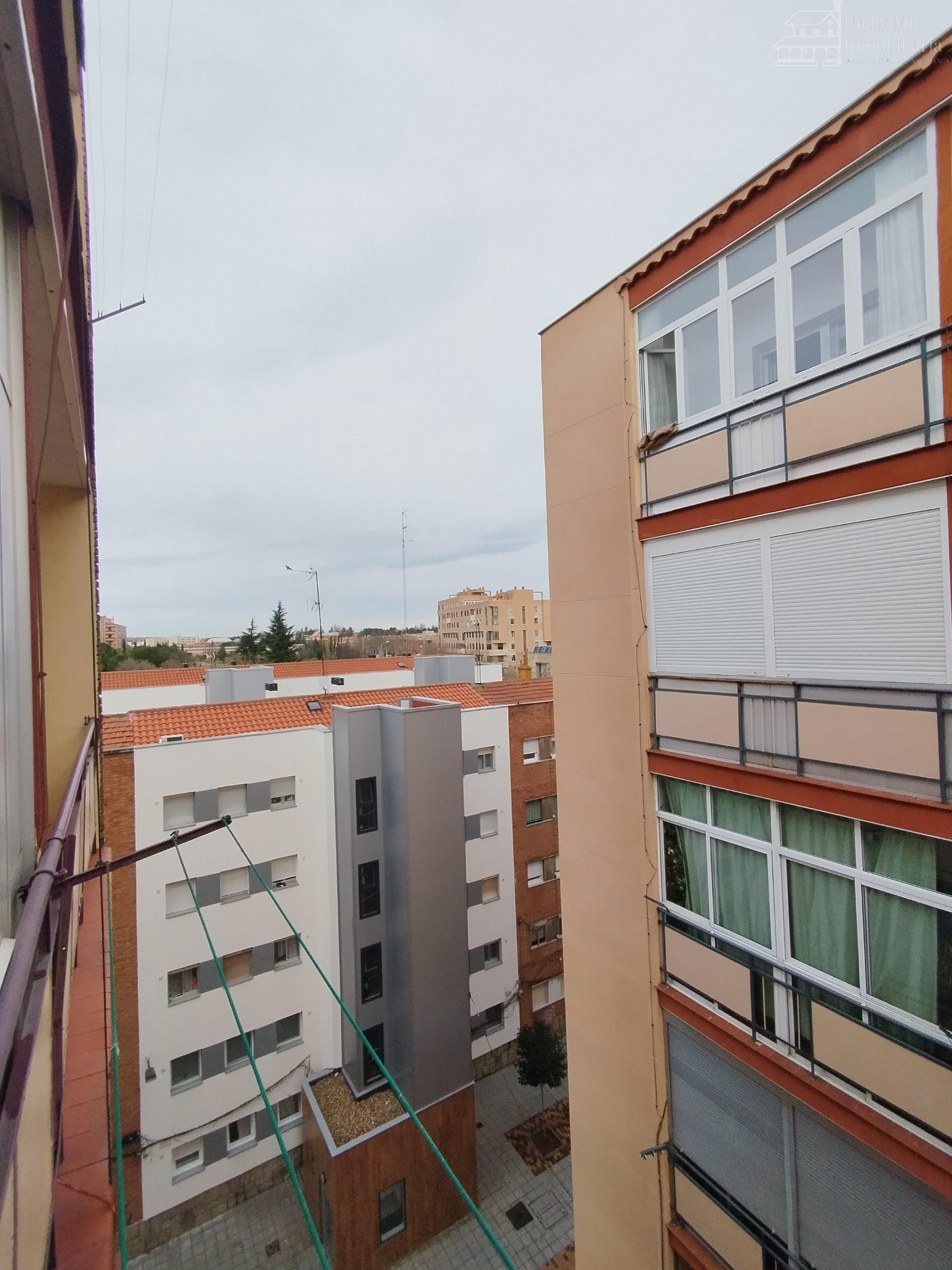 For sale of flat in Salamanca