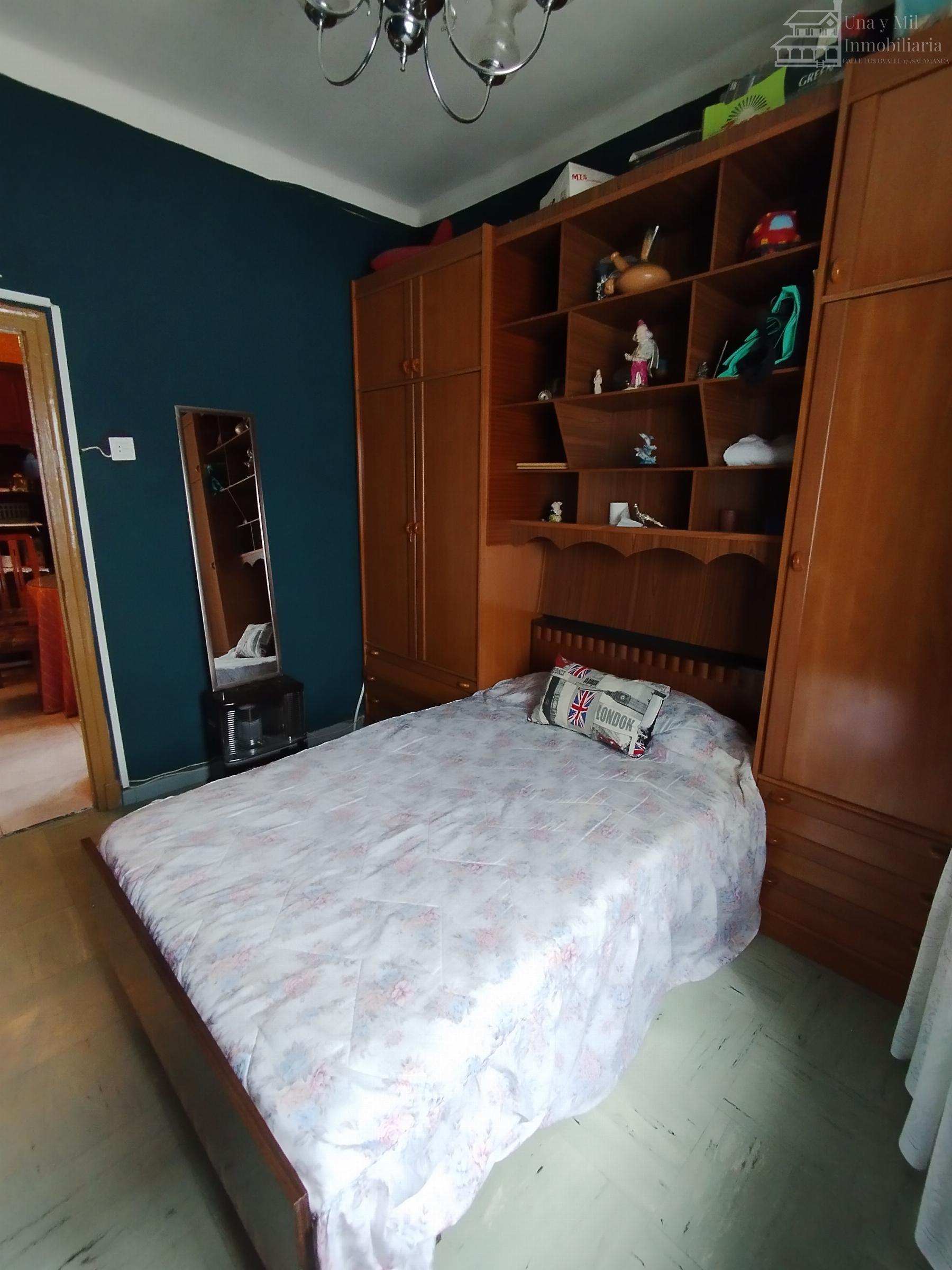 For sale of flat in Salamanca