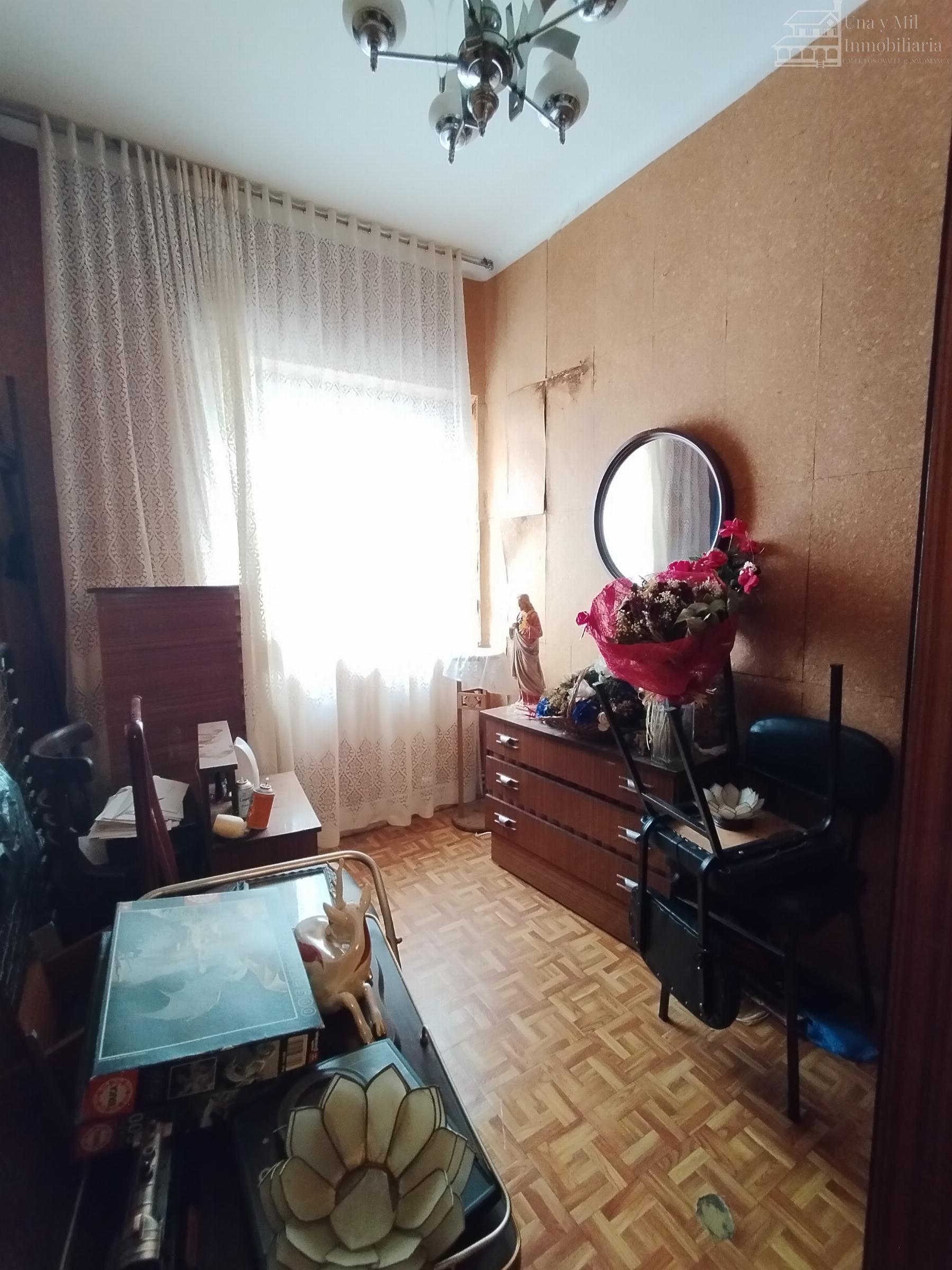 For sale of flat in Salamanca